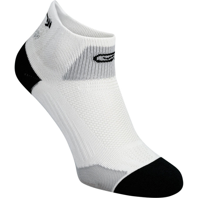 





RUNNING MID-HEIGHT FINE SOCKS KIPRUN - WHITE, photo 1 of 2