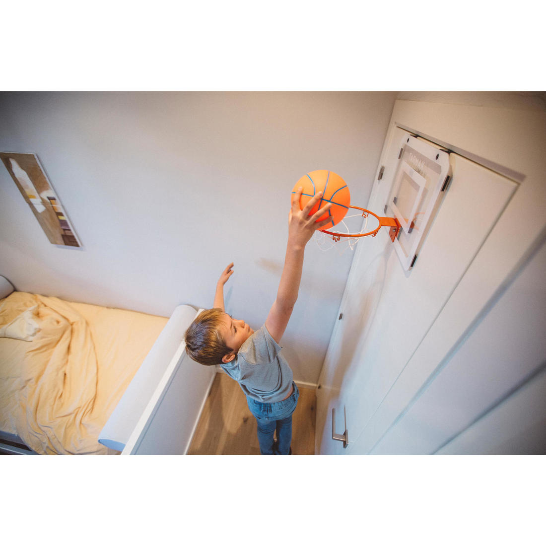 Kids' Wall-Mounted Polycarbonate Basketball Hoop SK500