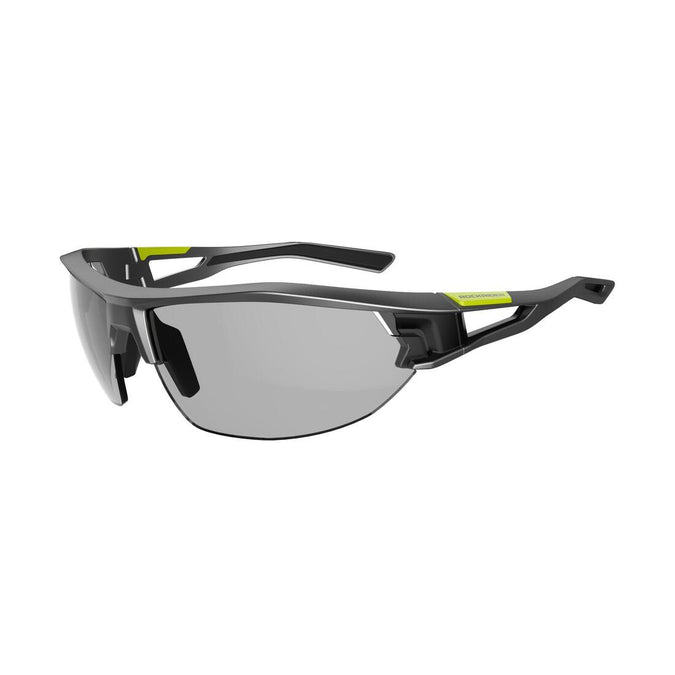 





XC 120 Adult MTB Photochromic Sunglasses Category 1 to 3 - Grey and Black, photo 1 of 2